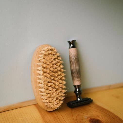 Bamboo Switch - Vegan Beard Grooming Brush | Men's Bestseller - Bawston & Tucker - 