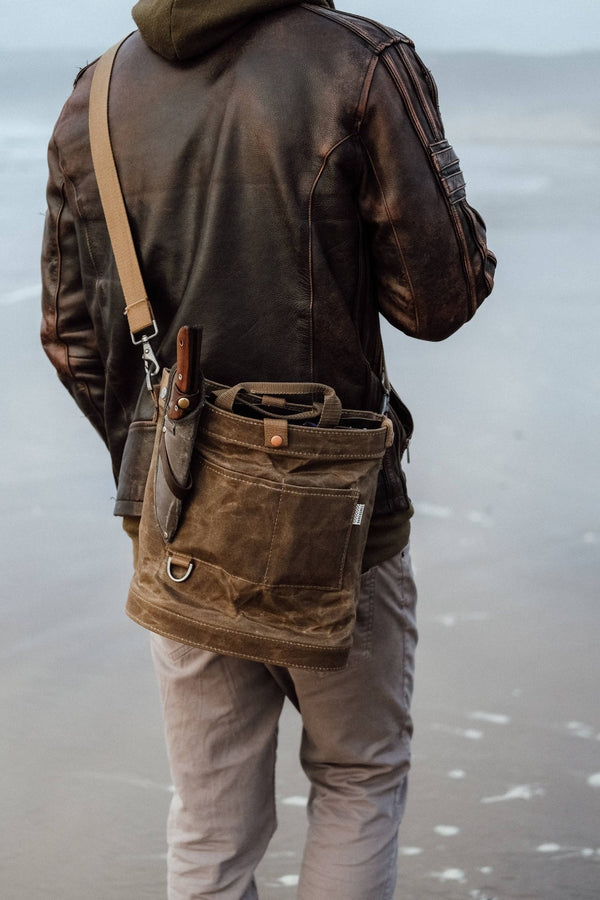 Barebones - Foraging Bag - Waxed Canvas, Multi - Use - Bawston & Tucker - 