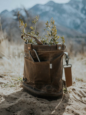 Barebones - Foraging Bag - Waxed Canvas, Multi - Use - Bawston & Tucker - 