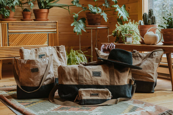 Barebones - Neelum Dopp Kit Bag 3L - Waxed Canvas Bag - Bawston & Tucker - 