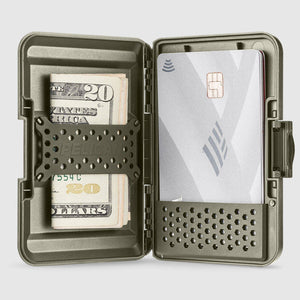 Case-Mate - Pelican Protector OD Green MagSafe Wallet - Bawston & Tucker -