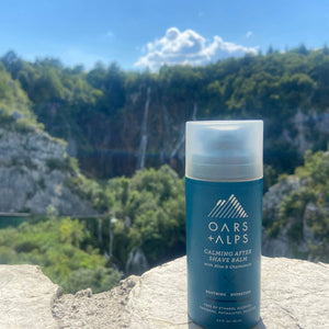 Oars + Alps - Calming & Cooling Men's Aftershave Balm, Aloe, Chamomile - Bawston & Tucker - 