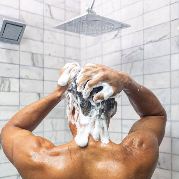 Oars + Alps - Invigorating Men's Shampoo: Sulfate Free, with Tea Tree - Bawston & Tucker - 