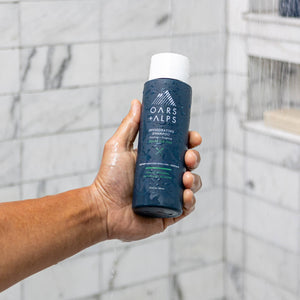 Oars + Alps - Invigorating Men's Shampoo: Sulfate Free, with Tea Tree - Bawston & Tucker - 