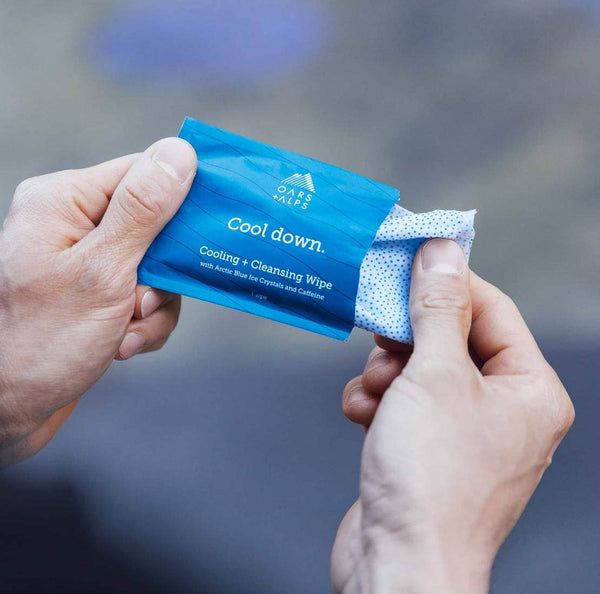 Oars + Alps - Men's Cooling + Cleansing Wipes Exfoliate, Caffeine Post Gym - Bawston & Tucker - 
