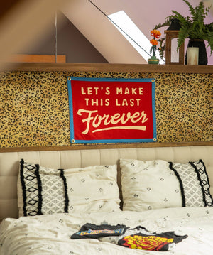 Oxford Pennant - Let's Make This Last Forever Camp Flag • Blink - 182 x Oxford Pennant - Bawston & Tucker - 